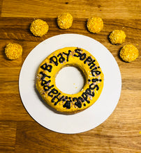 Load image into Gallery viewer, Donut Cake
